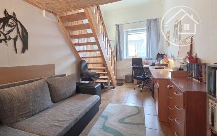 Unikátny rodinný dom s veľkým pozemkom