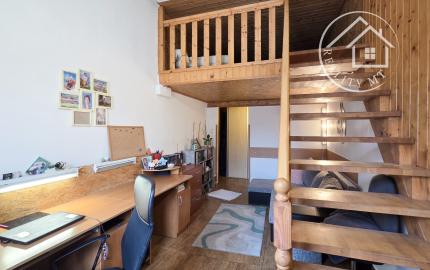 Unikátny rodinný dom s veľkým pozemkom