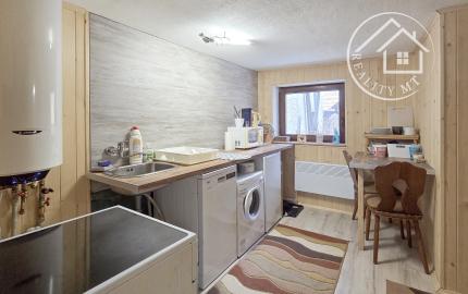 Unikátny rodinný dom s veľkým pozemkom