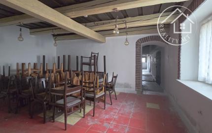 KOMERČNÝ OBJEKT S POTENCIÁLOM BÝVANIA