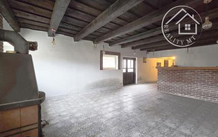 KOMERČNÝ OBJEKT S POTENCIÁLOM BÝVANIA