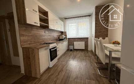 Prenájom 2 izbového bytu v centre Martina na Záborského ulici v blízkosti lekárskej fakulty