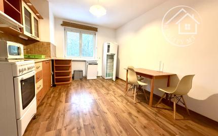 Prenájom 2 izbového bytu na Šoltésovej ulici v Centre Martina