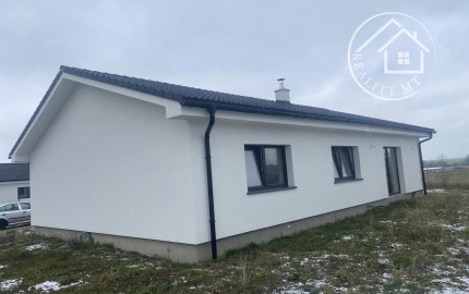 4 izbové rodinné domy s veľkorysou výmerou na Budiši