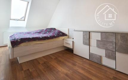 Exkluzívny 3-izbový byt s garážou v centre Martina – bytový dom Átrium