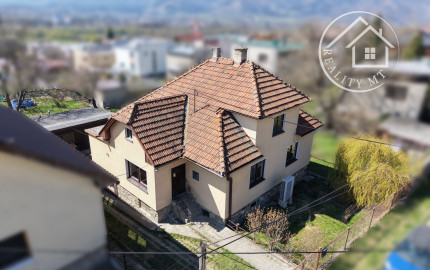 Znížená cena- Rodinný dom v Turčianskych Kľačanoch na priestrannom pozemku