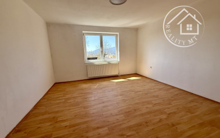 Znížená cena- Rodinný dom v Turčianskych Kľačanoch na priestrannom pozemku