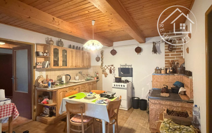 🏡 NA PREDAJ – 2-IZBOVÝ RODINNÝ DOM V JAZERNICI