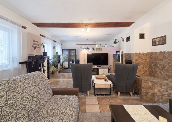 Unikátny rodinný dom s veľkým pozemkom