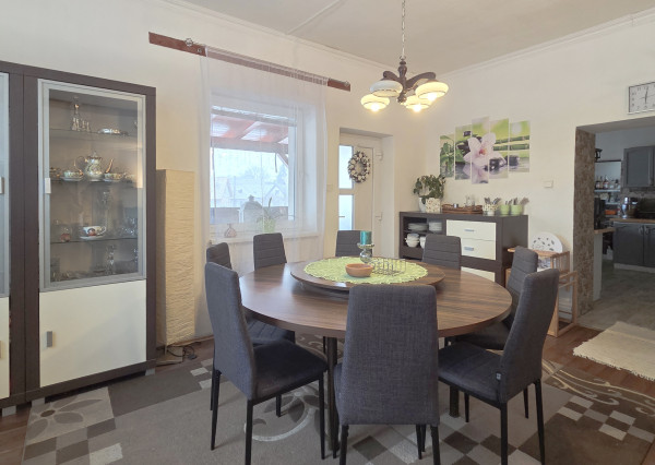 Unikátny rodinný dom s veľkým pozemkom