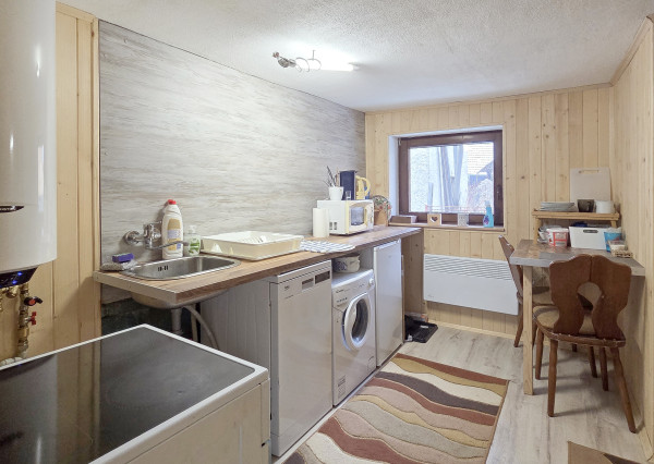 Unikátny rodinný dom s veľkým pozemkom