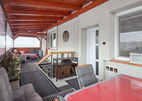 Unikátny rodinný dom s veľkým pozemkom