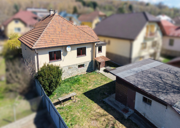 Rodinný dom v Turčianskych Kľačanoch na priestrannom pozemku