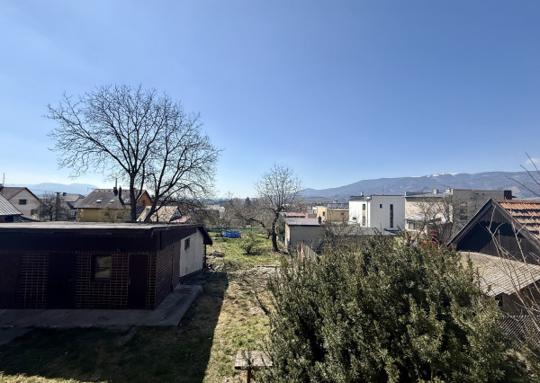 Rodinný dom v Turčianskych Kľačanoch na priestrannom pozemku