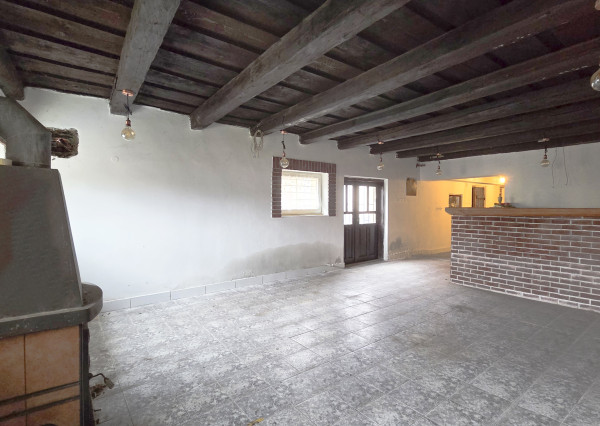 KOMERČNÝ OBJEKT S POTENCIÁLOM BÝVANIA