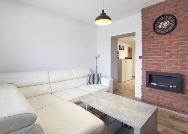 Predaj 3 izbového zrekonštruovaného bytu v tehlovej bytovke v obci Belá-Dulice