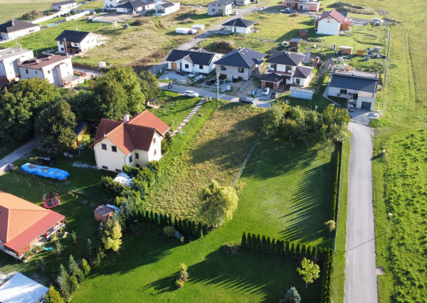 Pozemok pre rodinný dom Valča