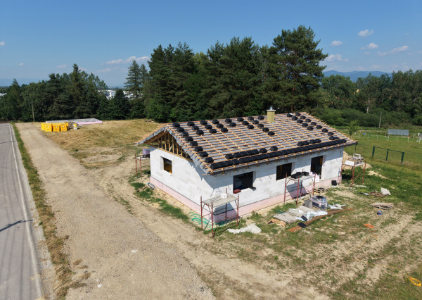 4 izbové rodinné domy s veľkorysou výmerou na Budiši
