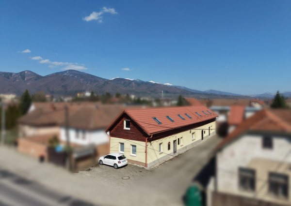 Multifunkčný objekt-Podnikanie a bývanie pod jednou strechou