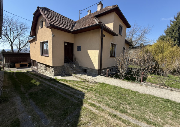 Znížená cena- Rodinný dom v Turčianskych Kľačanoch na priestrannom pozemku