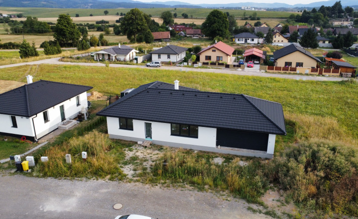 Novostavba rodinného domu s dvojgarážou v Turčianskom Michale - fotografia 1