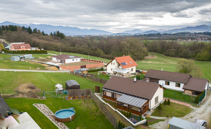 Novostavba vidieckého rodinného domu v Turčianskom Petre - fotografia 13