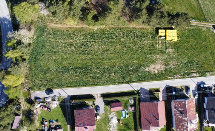 4 izbové rodinné domy s veľkorysou výmerou na Budiši - fotografia 6