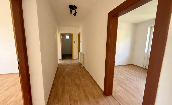 Výrazne znížená cena- Rodinný dom v Turčianskych Kľačanoch na priestrannom pozemku - fotografia 12