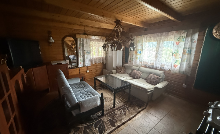 Zrekonštruovaná rekreačná chata Karvaša a Bláhovca - fotografia 7